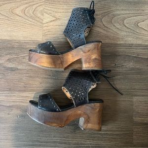 Free People Bed|Stu Mali Leather Wooden Platform Sandal